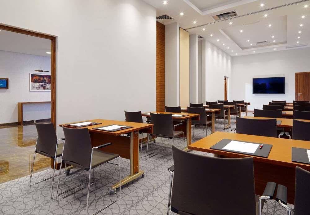 Minsk Marriott Hotel Eksteriør bilde