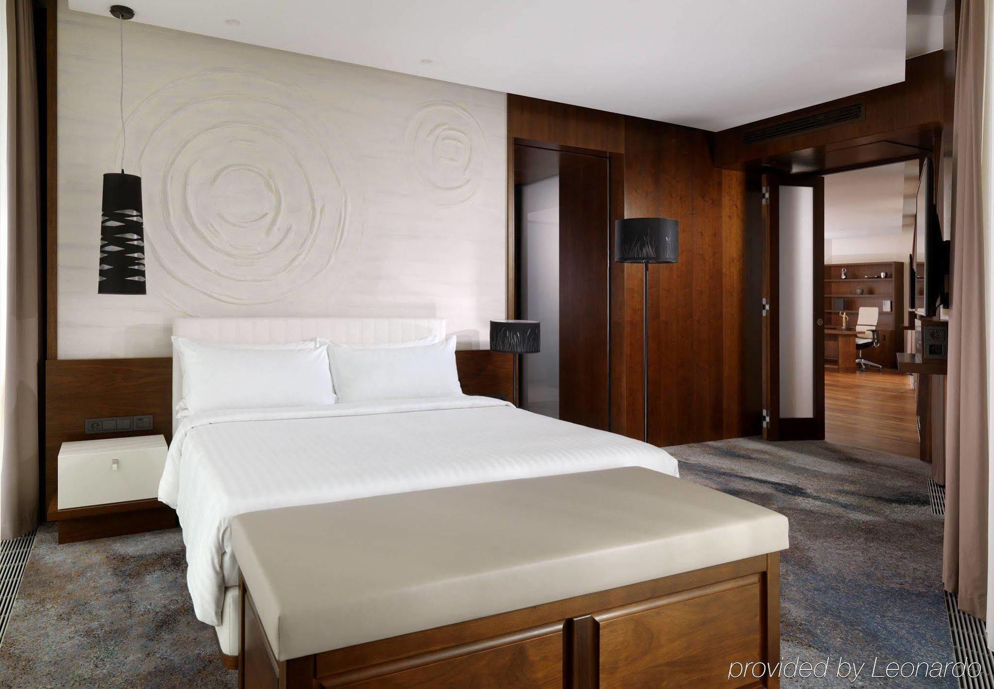 Minsk Marriott Hotel Eksteriør bilde